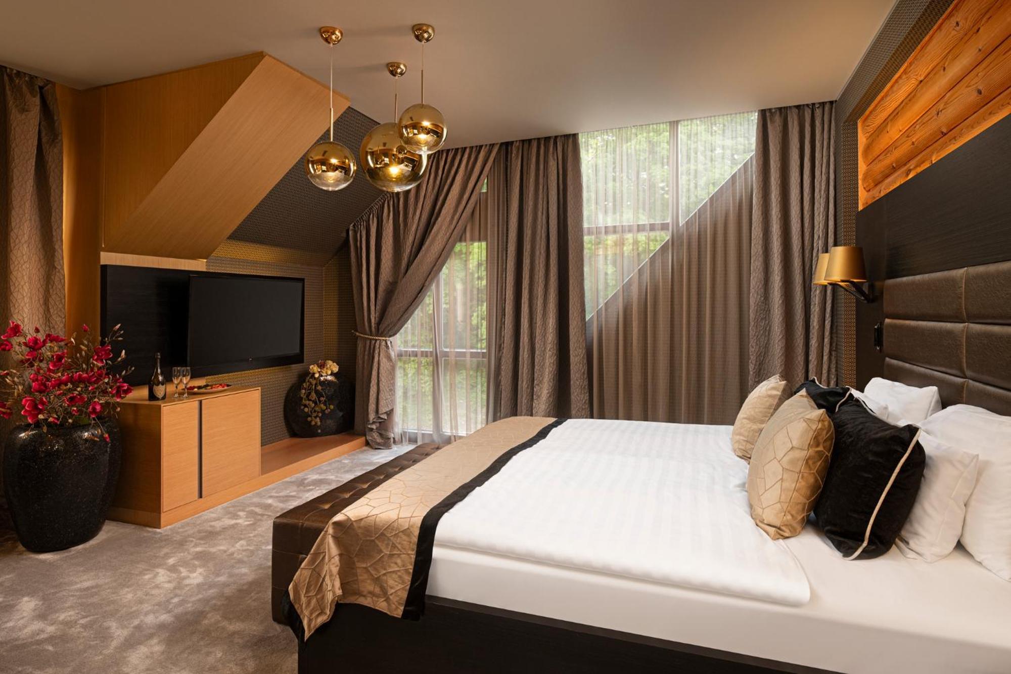 Avalon Resort & Spa Miskolc Esterno foto