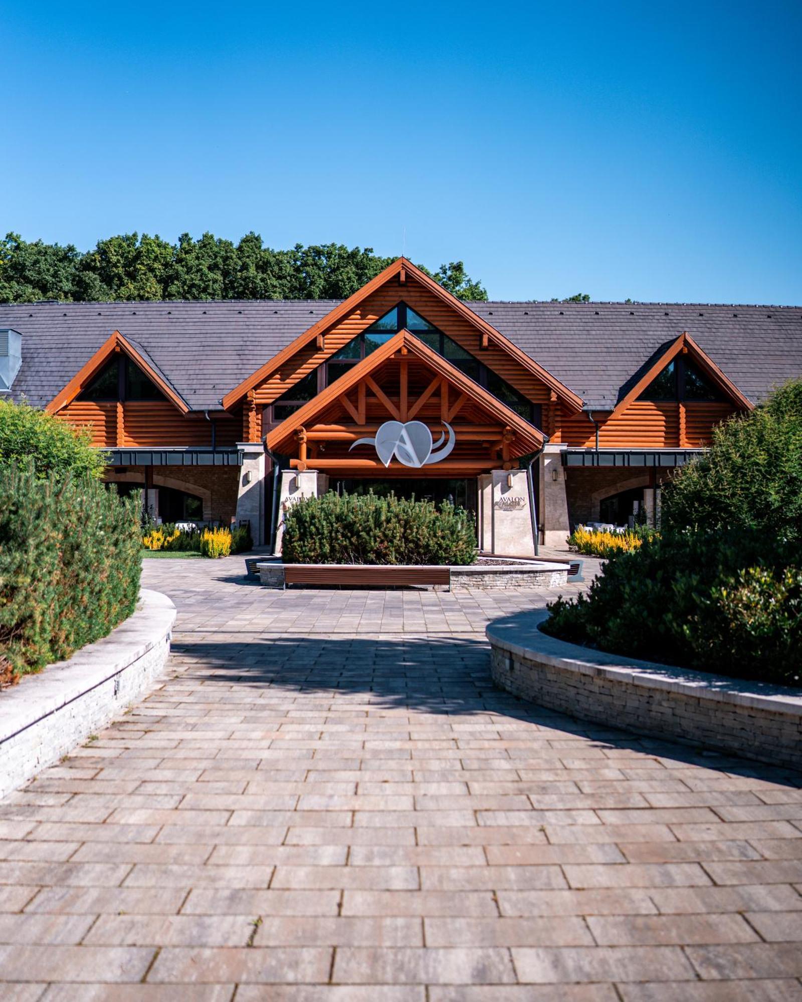 Avalon Resort & Spa Miskolc Esterno foto