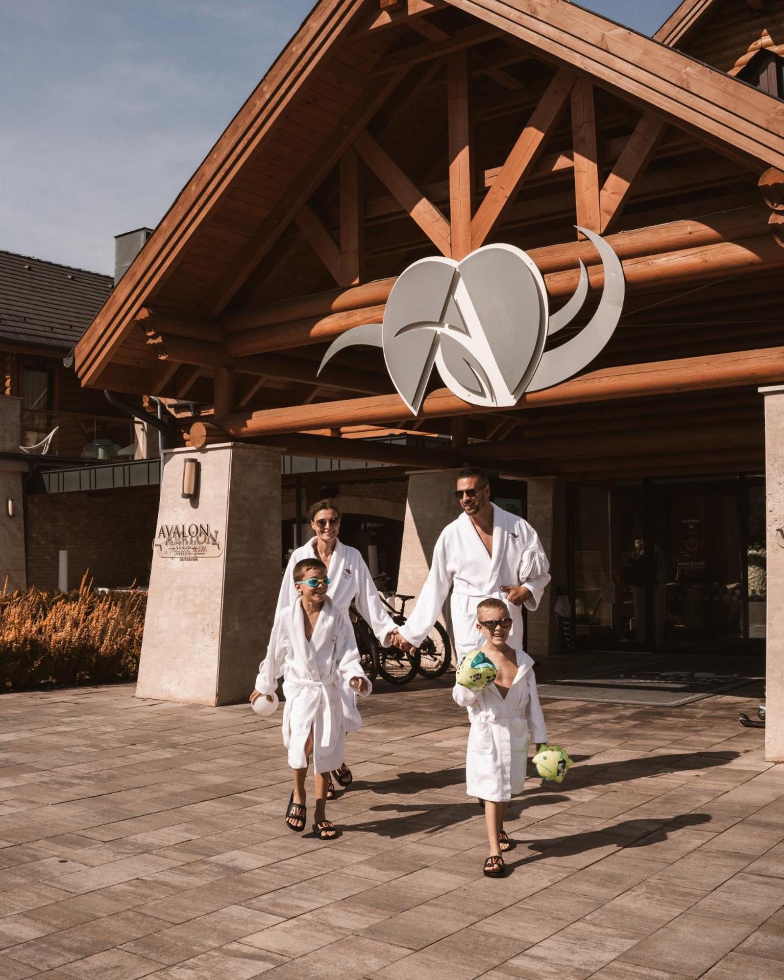 Avalon Resort & Spa Miskolc Esterno foto